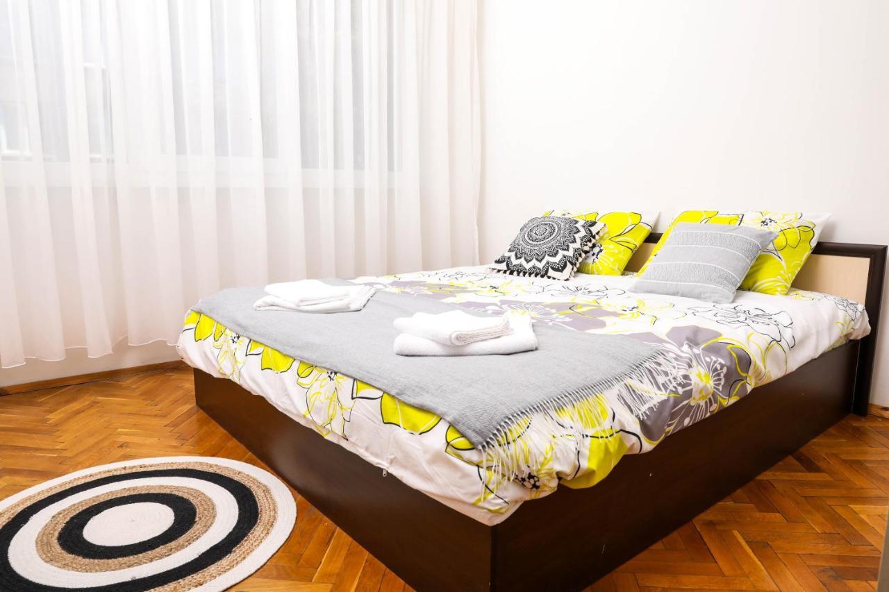 Krichim Apartments,Three-Bedroom, Large Apartment, Top Center Sofya Dış mekan fotoğraf